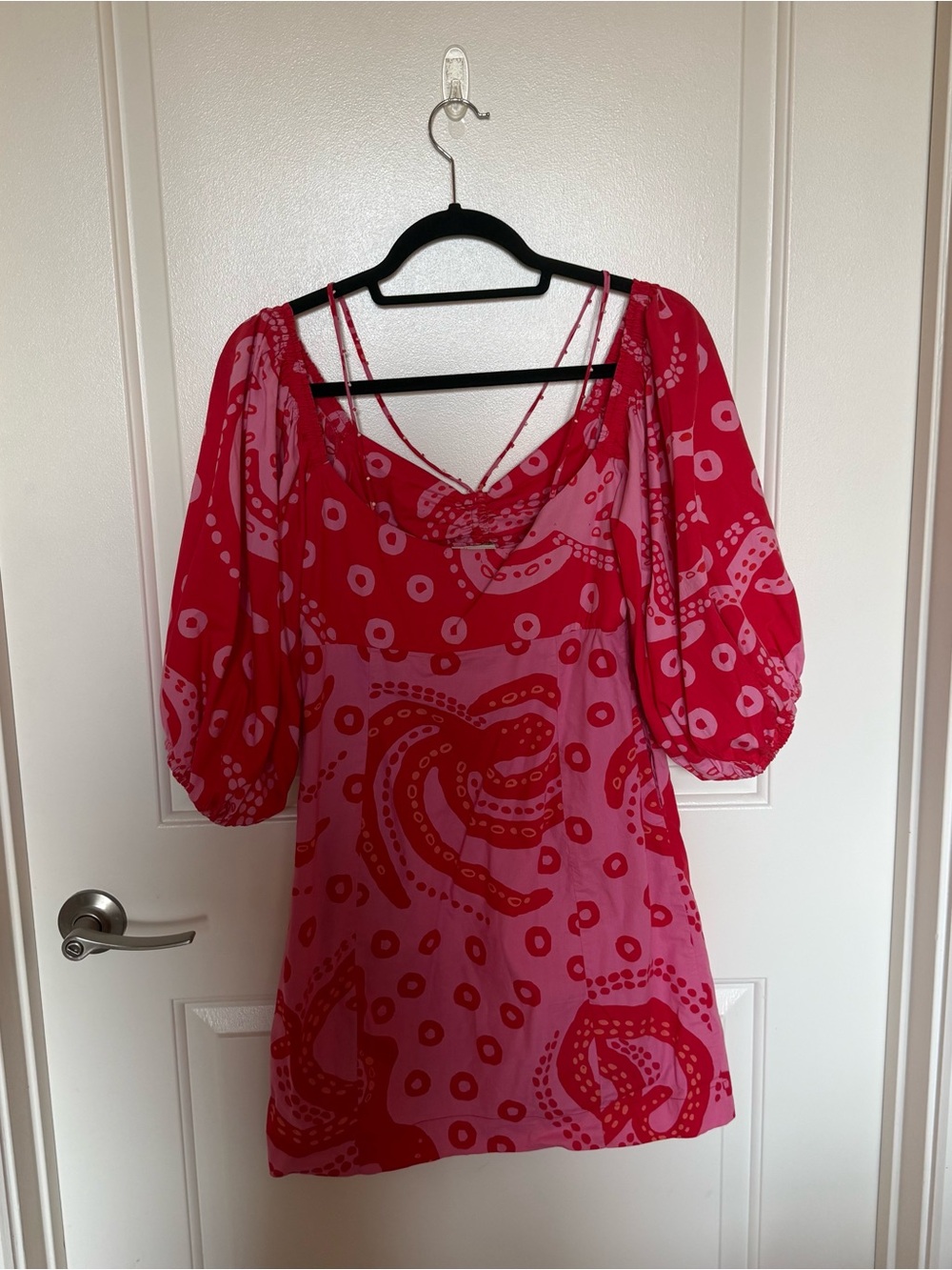 FARM Rio Octocool Puff Sleeve Mini Dress - Picture 3 of 3